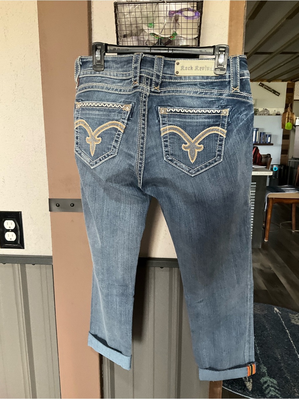 Rock Revival Women's Medium Blue Cropped Embroidered Jeans